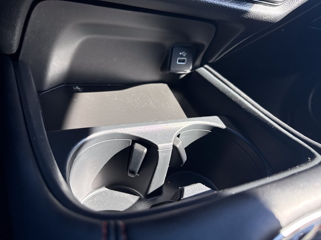 Certified 2025 Honda HR-V Sport image 30
