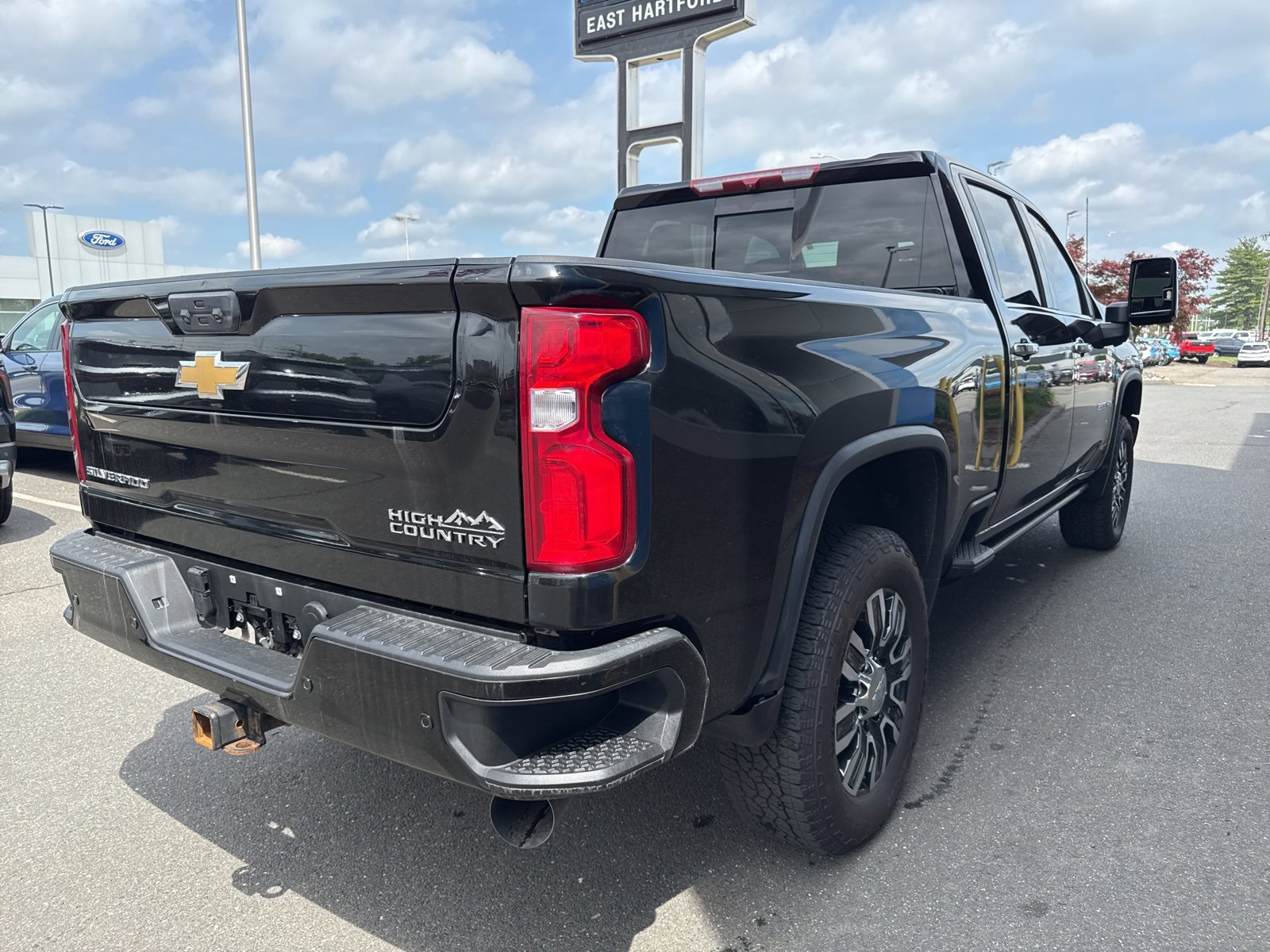 Used 2022 Chevrolet Silverado 3500 High Country image 5