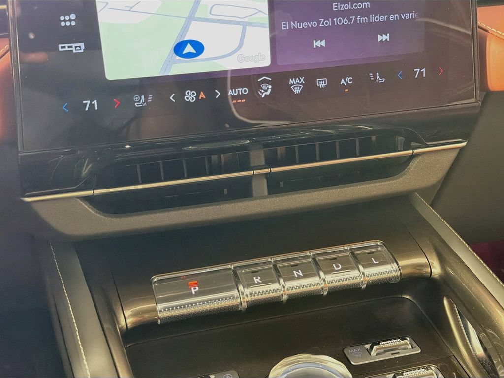 Certified 2024 Lincoln Nautilus Black Label AWD/4WD image 16