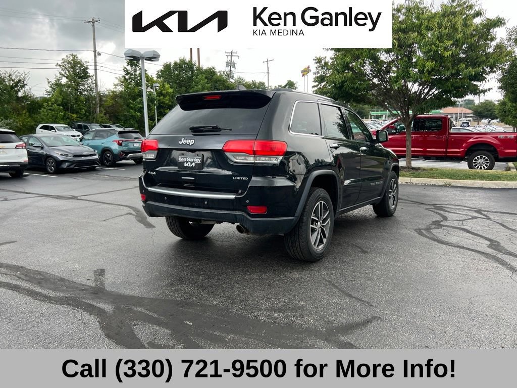 Used 2017 Jeep Grand Cherokee Limited AWD/4WD image 8