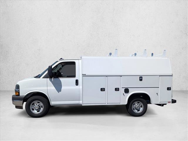 New 2026 Chevrolet Express 3500 w/ Power Convenience Package RWD image 5