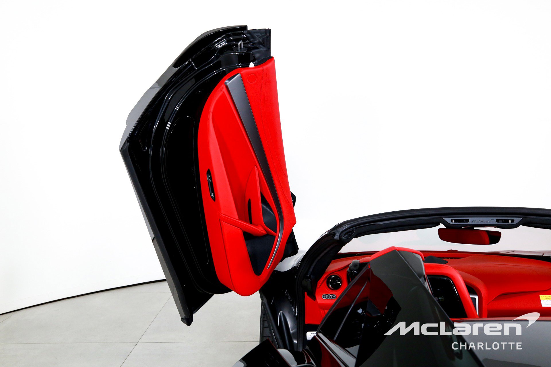 New 2026 McLaren 750S Spider RWD image 12