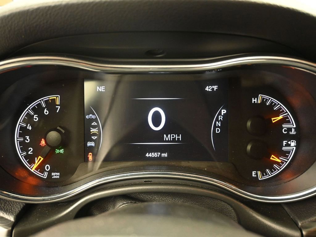 Used 2021 Jeep Grand Cherokee Limited w/ Luxury Group II RWD image 11