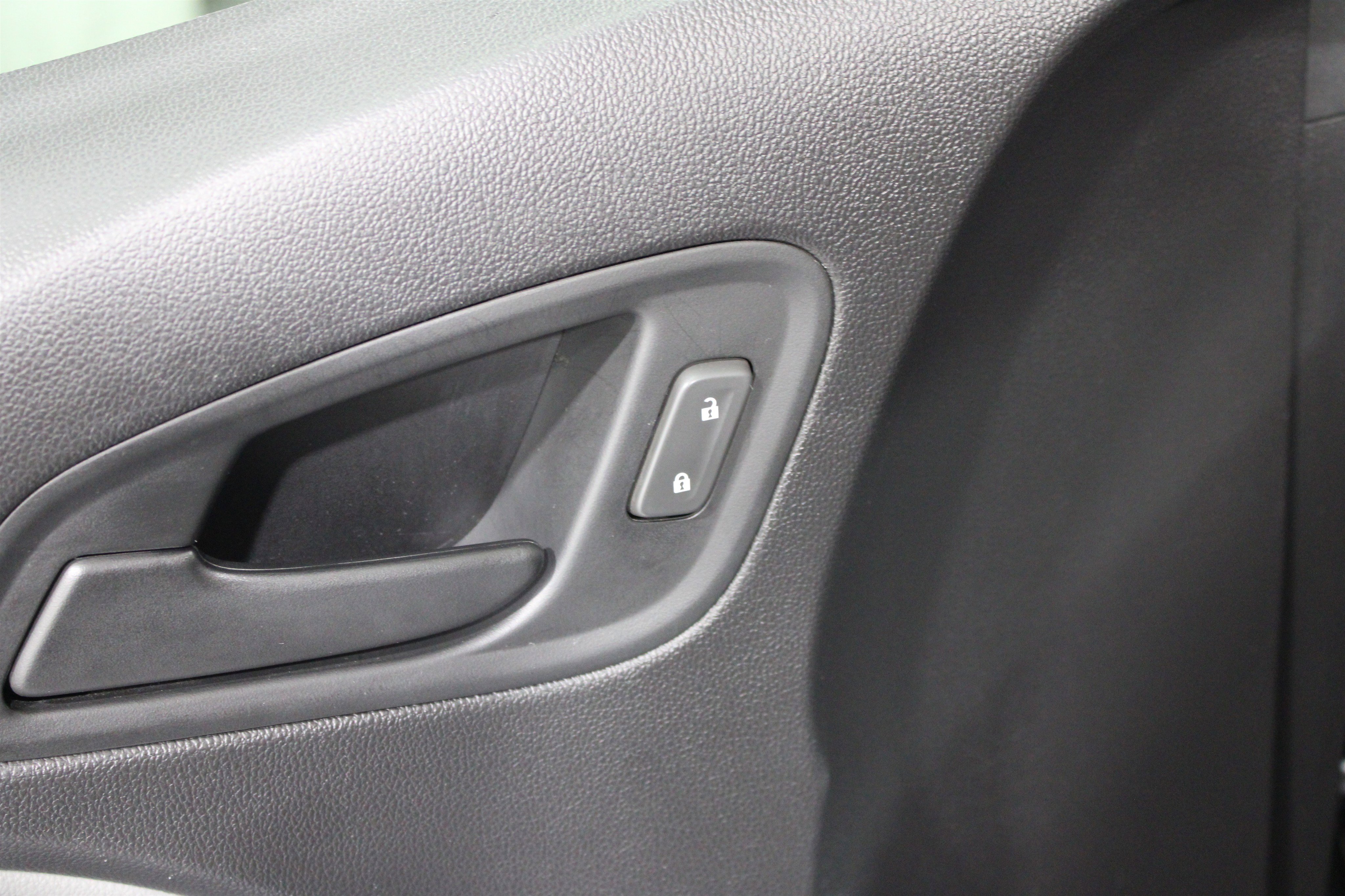 Used 2021 Chevrolet Colorado W/T image 8