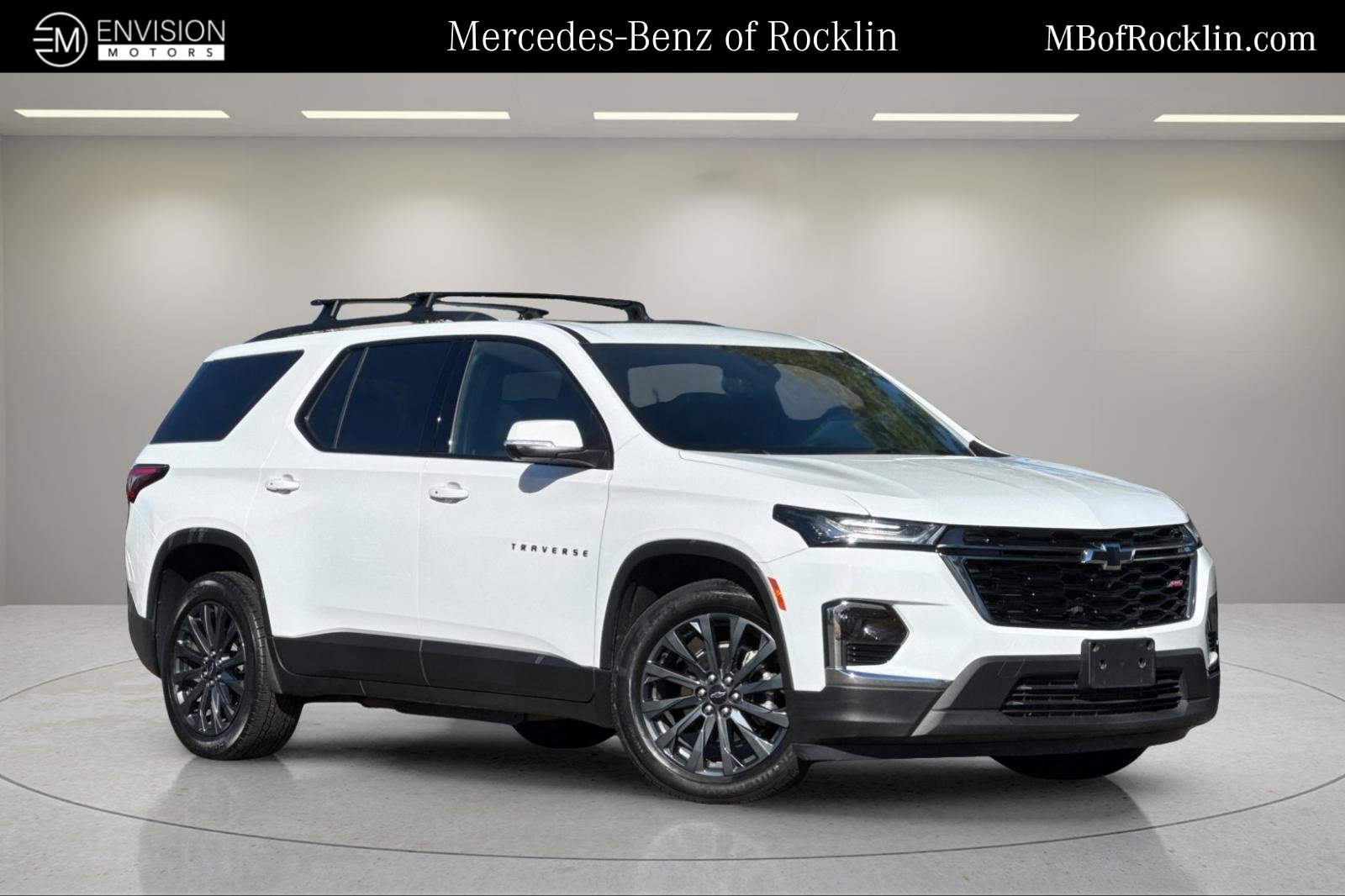 Used 2023 Chevrolet Traverse RS