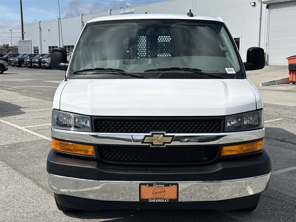 Used 2024 Chevrolet Express 2500 w/ Driver Convenience Package image 8