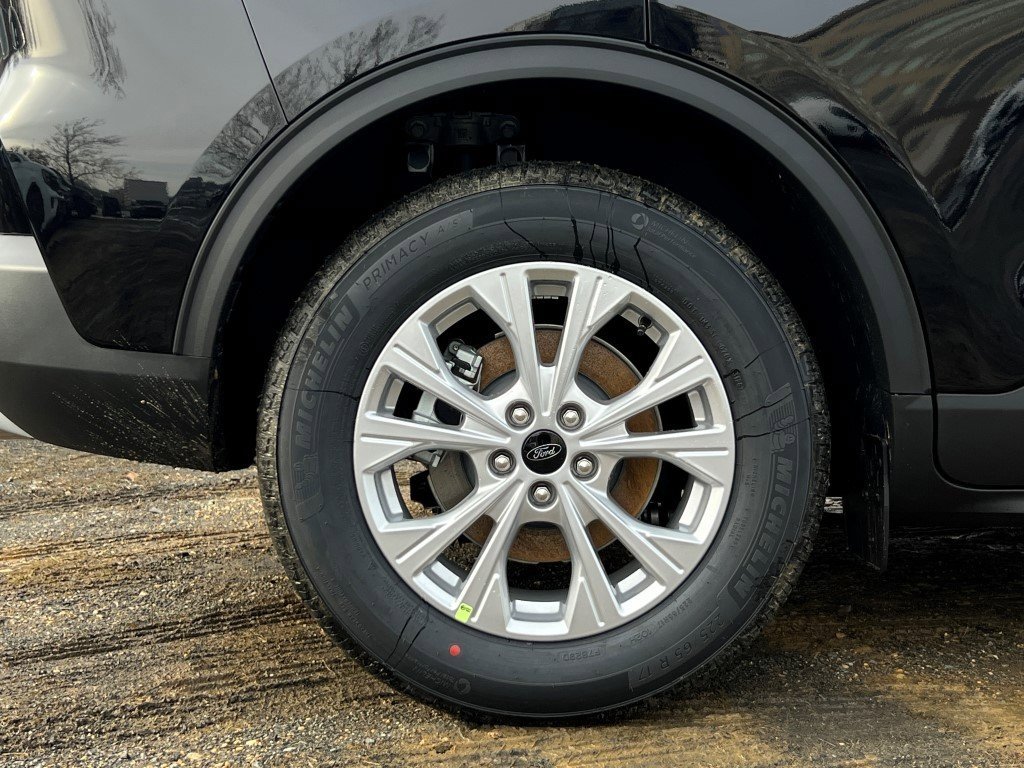 New 2026 Ford Escape Active w/ Active Premium Tech Pack FWD image 6