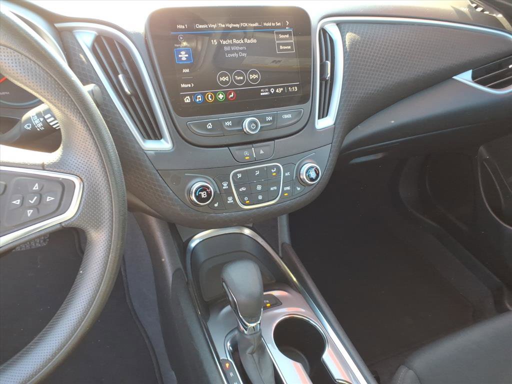 Used 2024 Chevrolet Malibu LT image 36