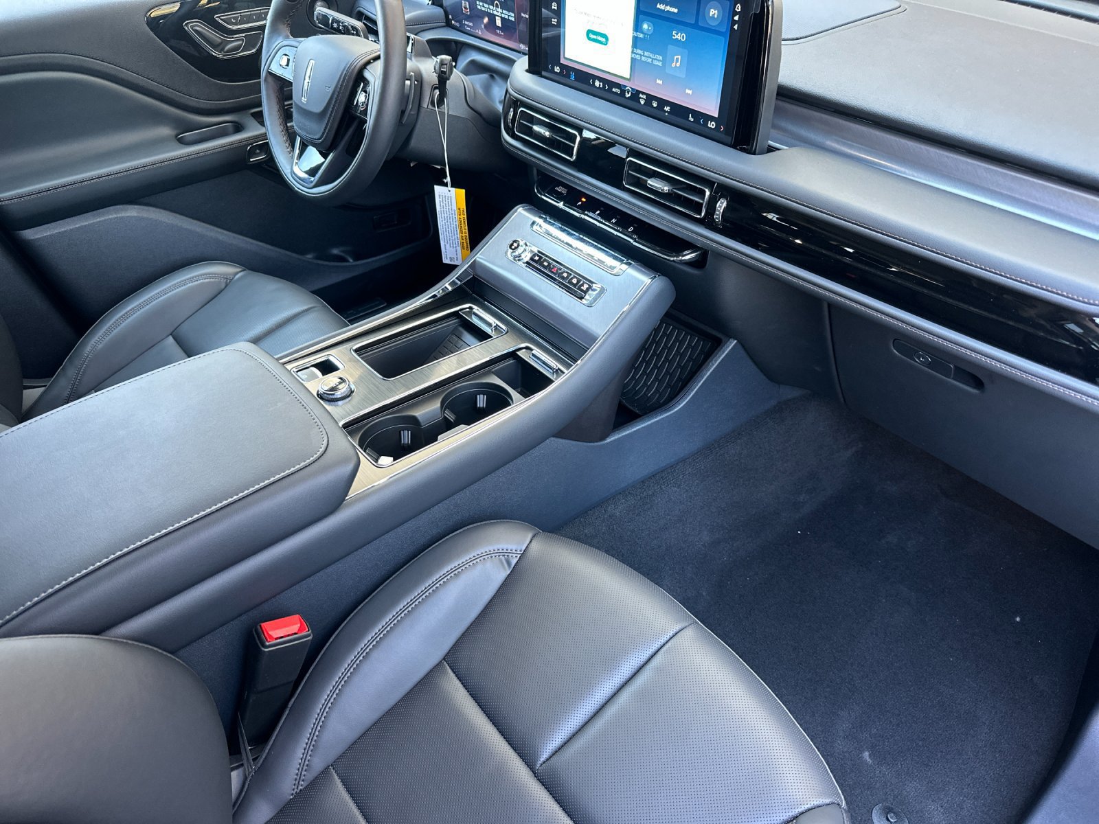 New 2026 Lincoln Aviator AWD image 16