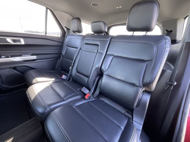 Certified 2021 Ford Explorer XLT w/ Equipment Group 202A image 23