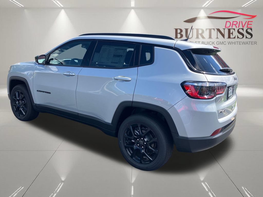 New 2026 Jeep Compass Latitude AWD/4WD image 4