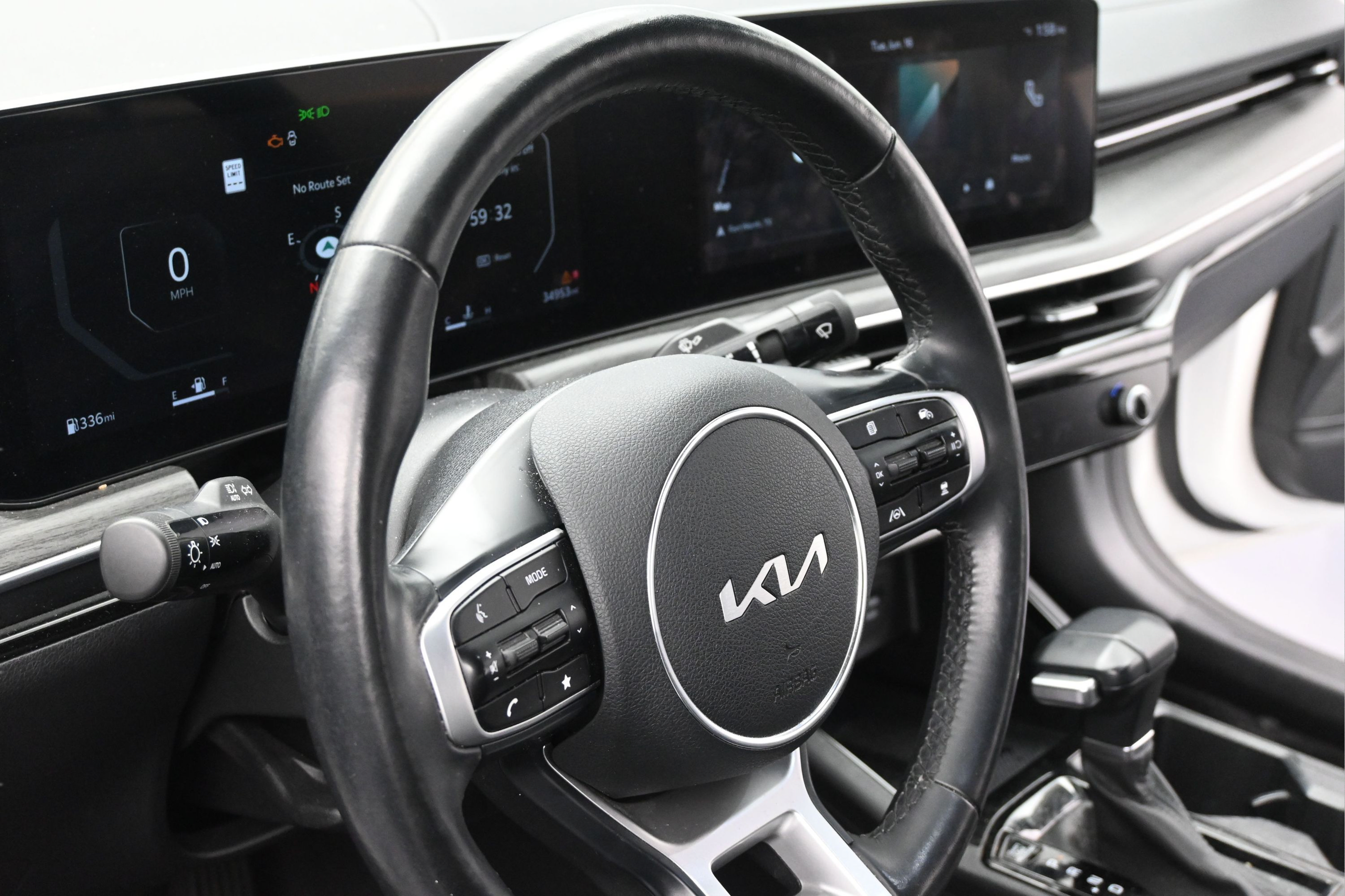 Used 2025 Kia K5 EX FWD image 13