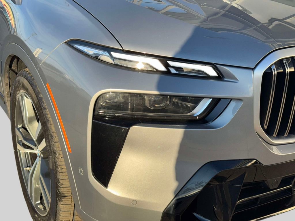 Certified 2024 BMW X7 xDrive40i w/ M Sport Package image 8