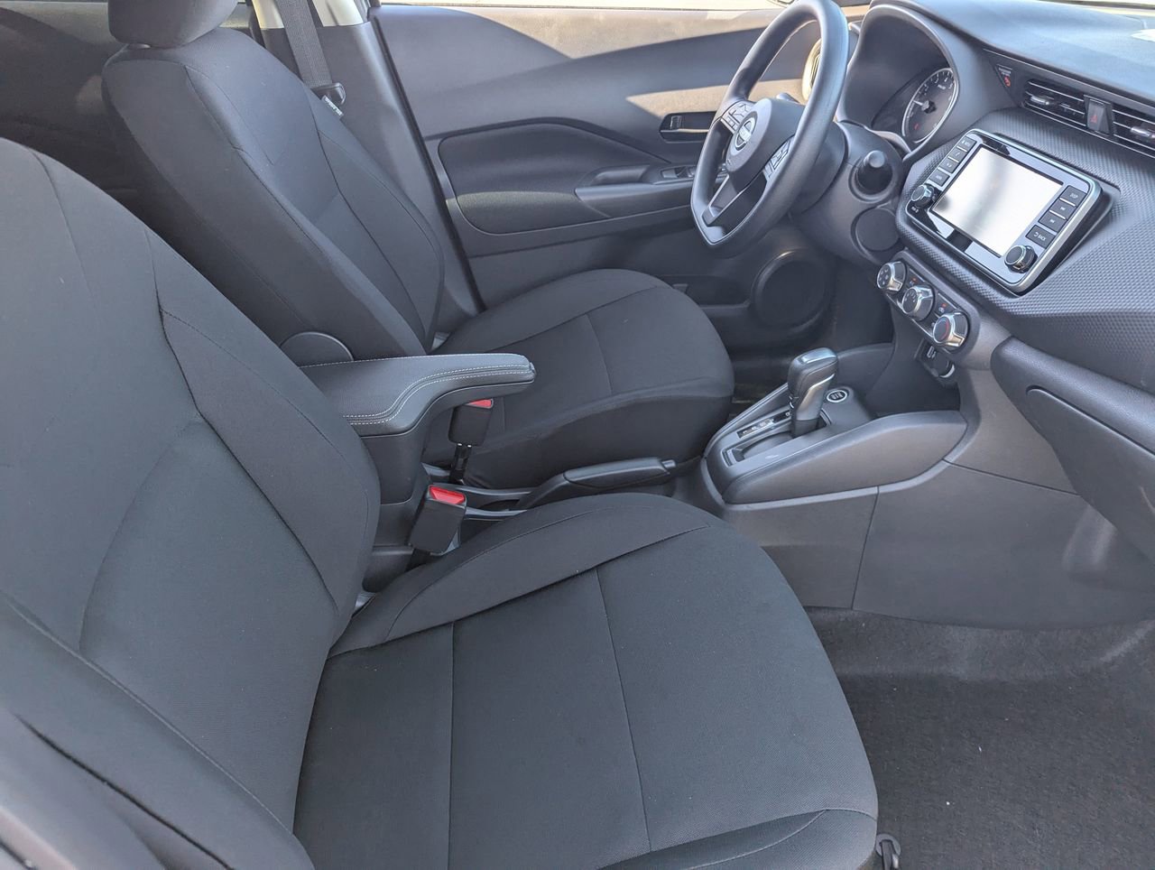 New 2025 Nissan Kicks Play S image 26