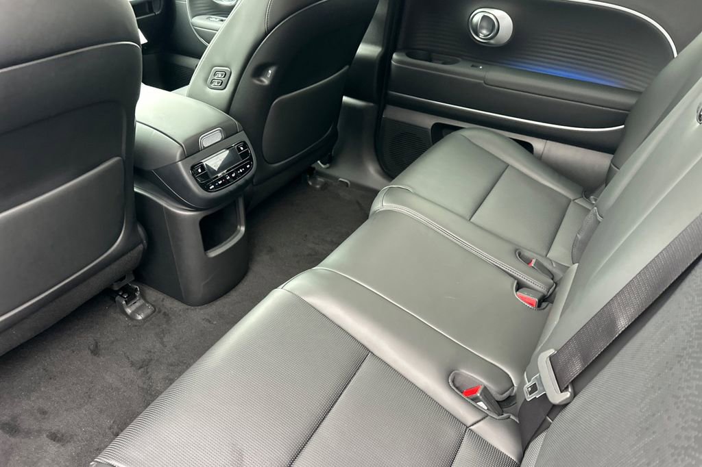 New 2026 Hyundai Ioniq 9 SEL image 9