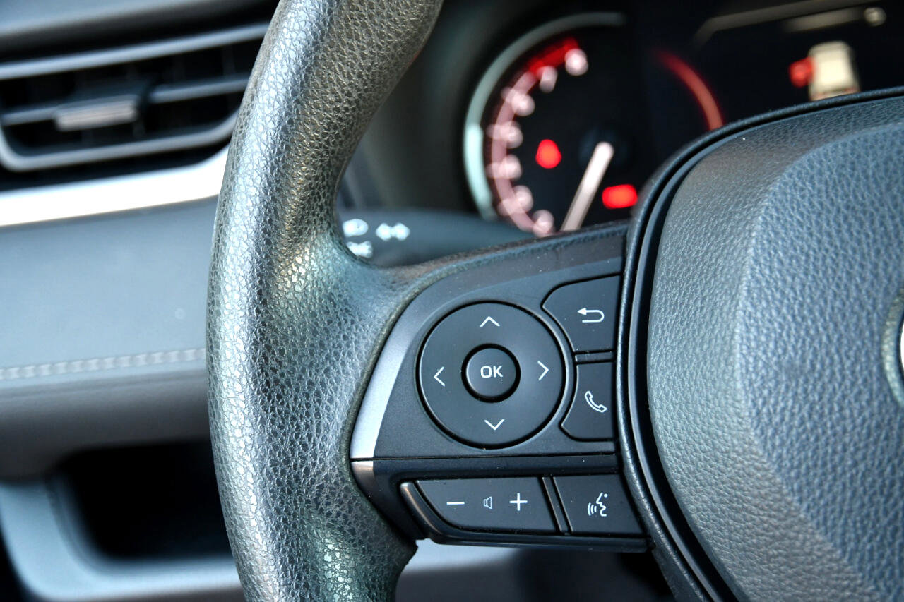 Used 2024 Toyota RAV4 XLE image 10