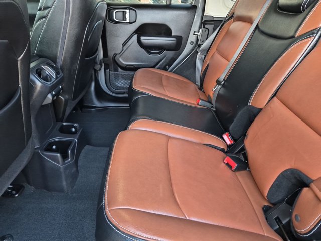 Used 2022 Jeep Wrangler Unlimited Sport AWD/4WD image 25
