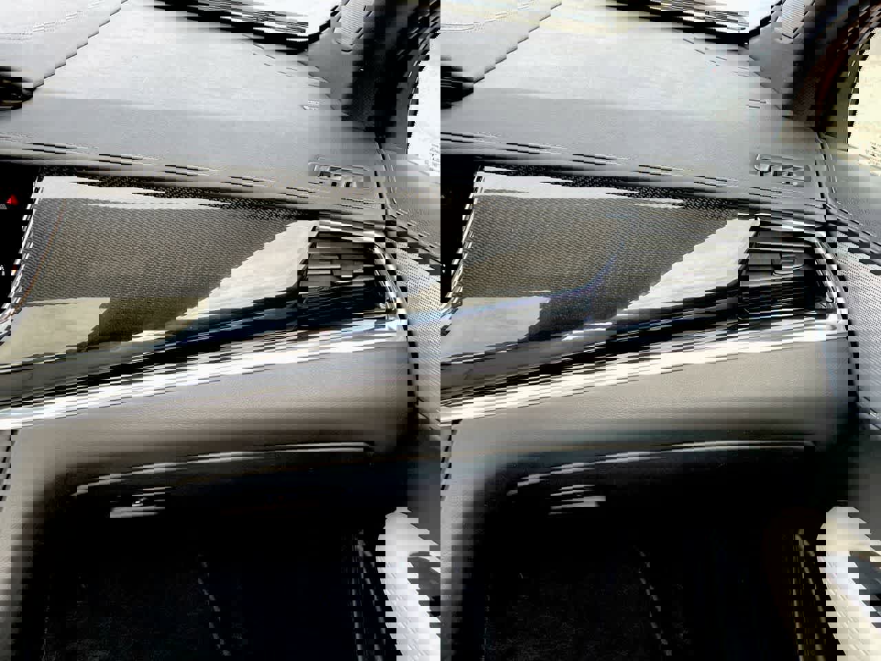 Certified 2023 Cadillac XT6 Sport w/ Technology Package image 16