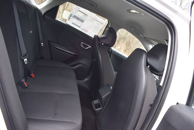 New 2026 Kia K4 LXS image 14