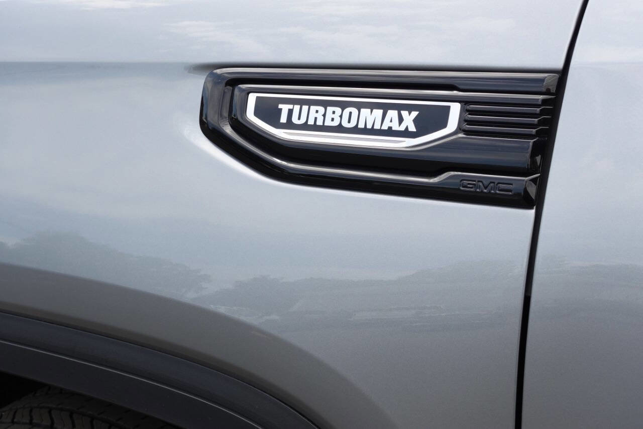 Used 2024 GMC Sierra 1500 Elevation AWD/4WD image 15