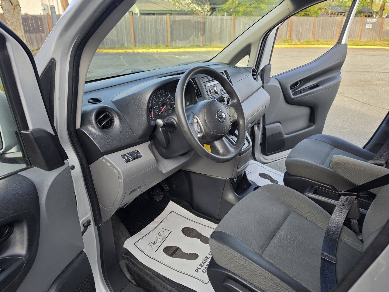 Used 2017 Nissan NV200 SV FWD image 27