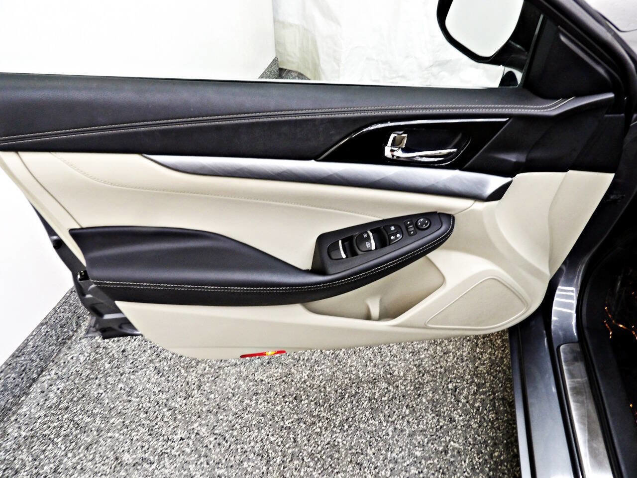 Used 2017 Nissan Maxima 3.5 S image 7