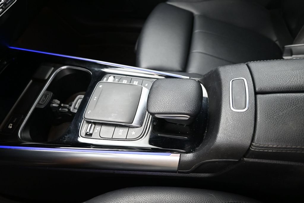 Used 2021 Mercedes-Benz GLA 250 image 9