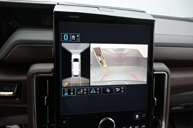 New 2026 GMC Yukon Denali Ultimate AWD/4WD image 35