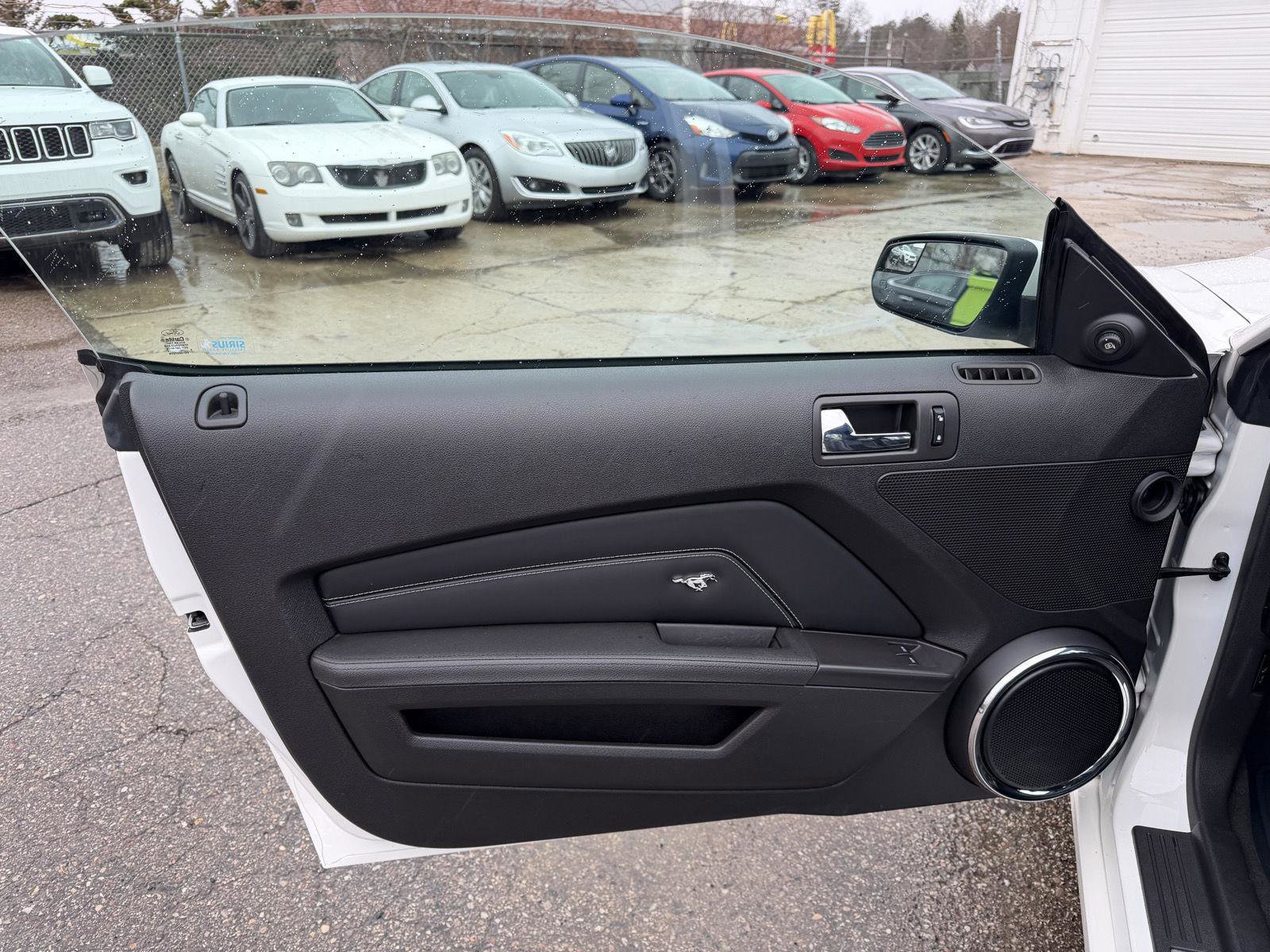 Used 2013 Ford Mustang GT Premium w/ Electronics Pkg image 11