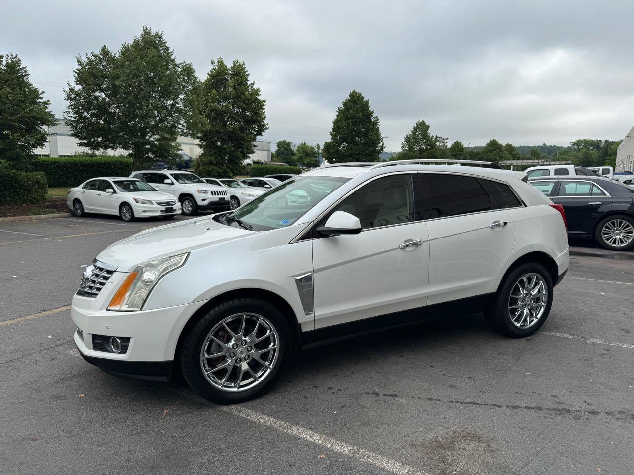 Used 2013 Cadillac SRX Premium AWD/4WD image 27