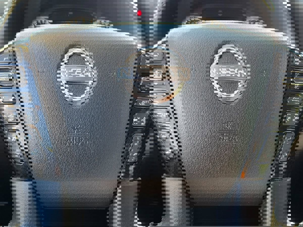 Used 2023 Nissan Armada SV image 27