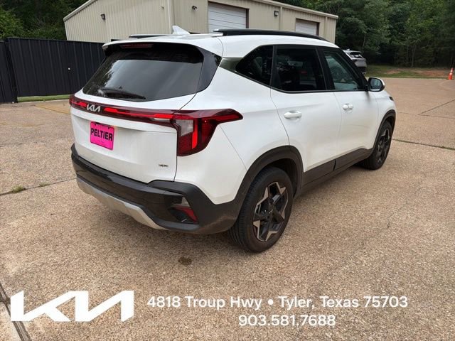 Used 2024 Kia Seltos EX AWD/4WD image 11