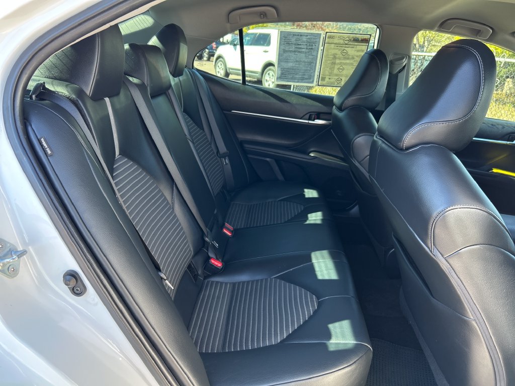 Used 2021 Toyota Camry SE FWD image 20