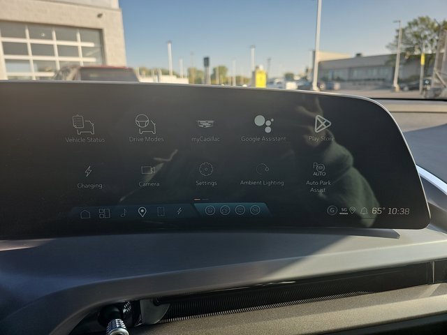 New 2026 Cadillac Vistiq Sport image 22