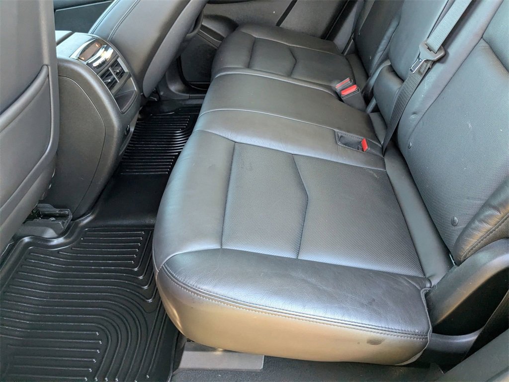 Used 2017 Cadillac XT5 Luxury w/ Driver Awareness Package image 25