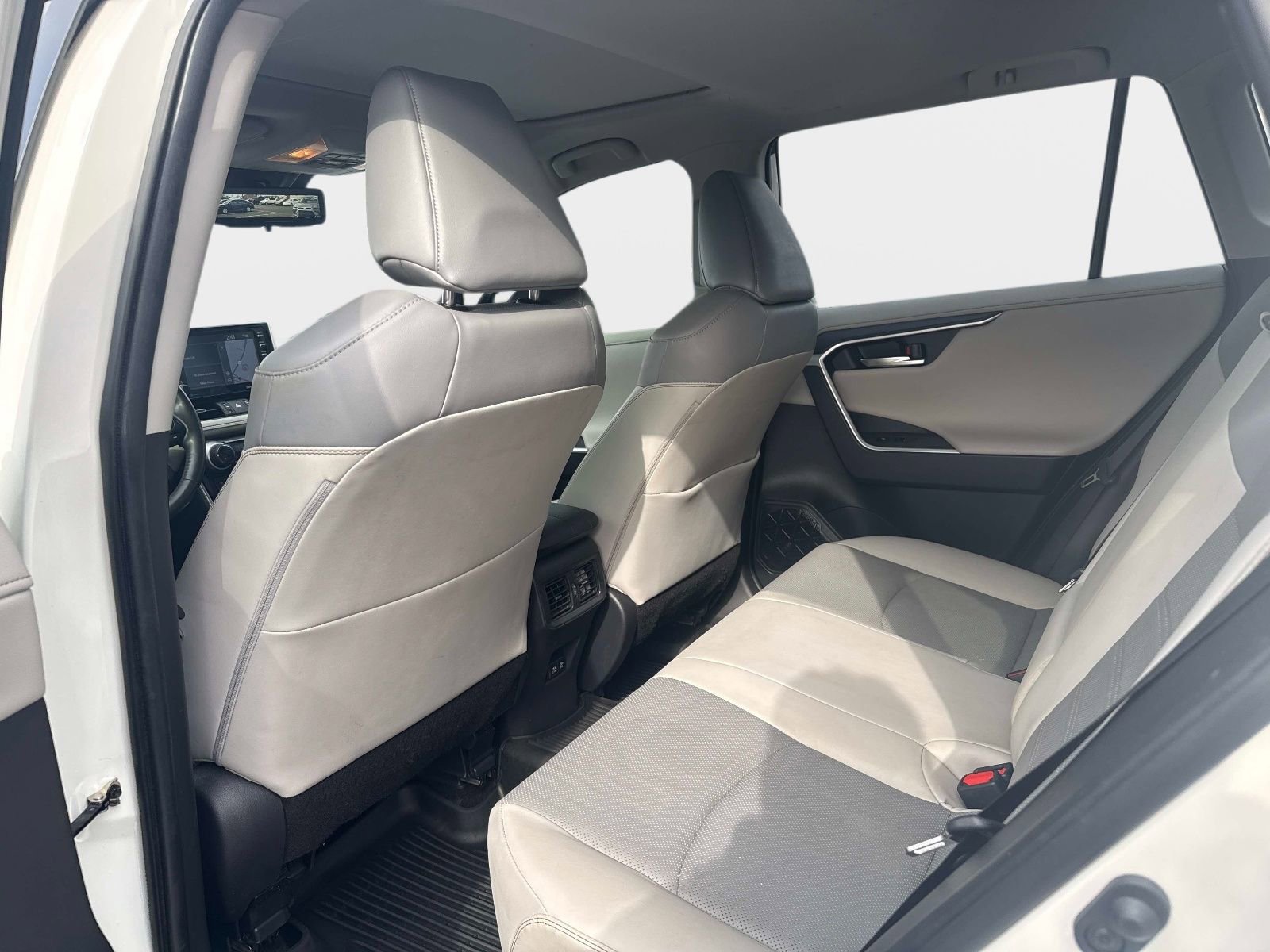 Used 2019 Toyota RAV4 Limited w/ Cold Weather Package image 13