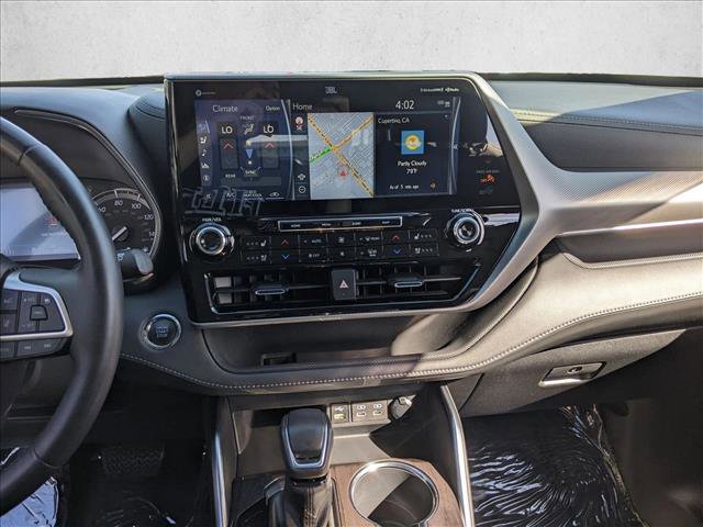 Used 2022 Toyota Highlander Platinum image 13