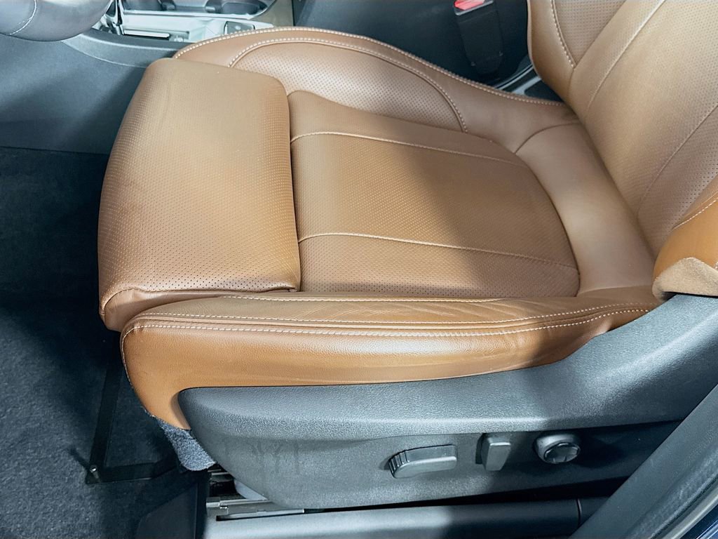 Used 2023 Subaru Ascent Touring image 23