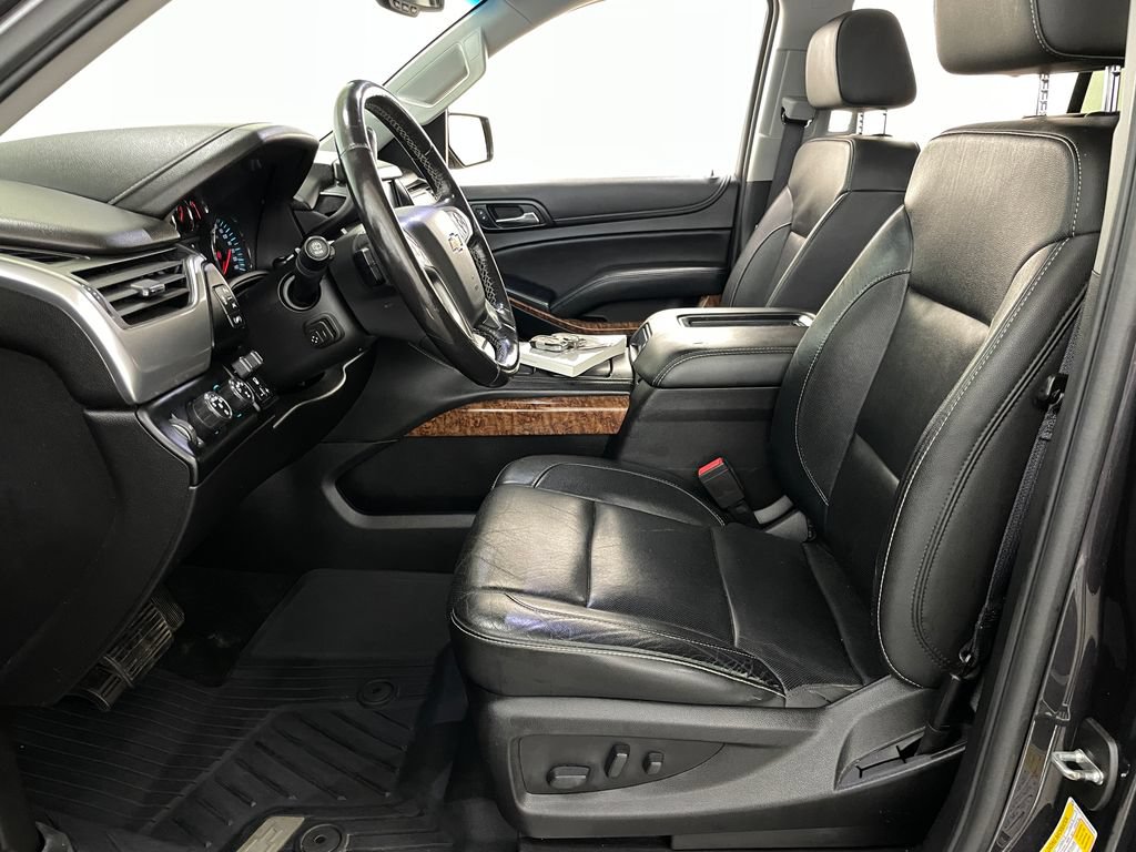 Used 2018 Chevrolet Tahoe Premier AWD/4WD image 11