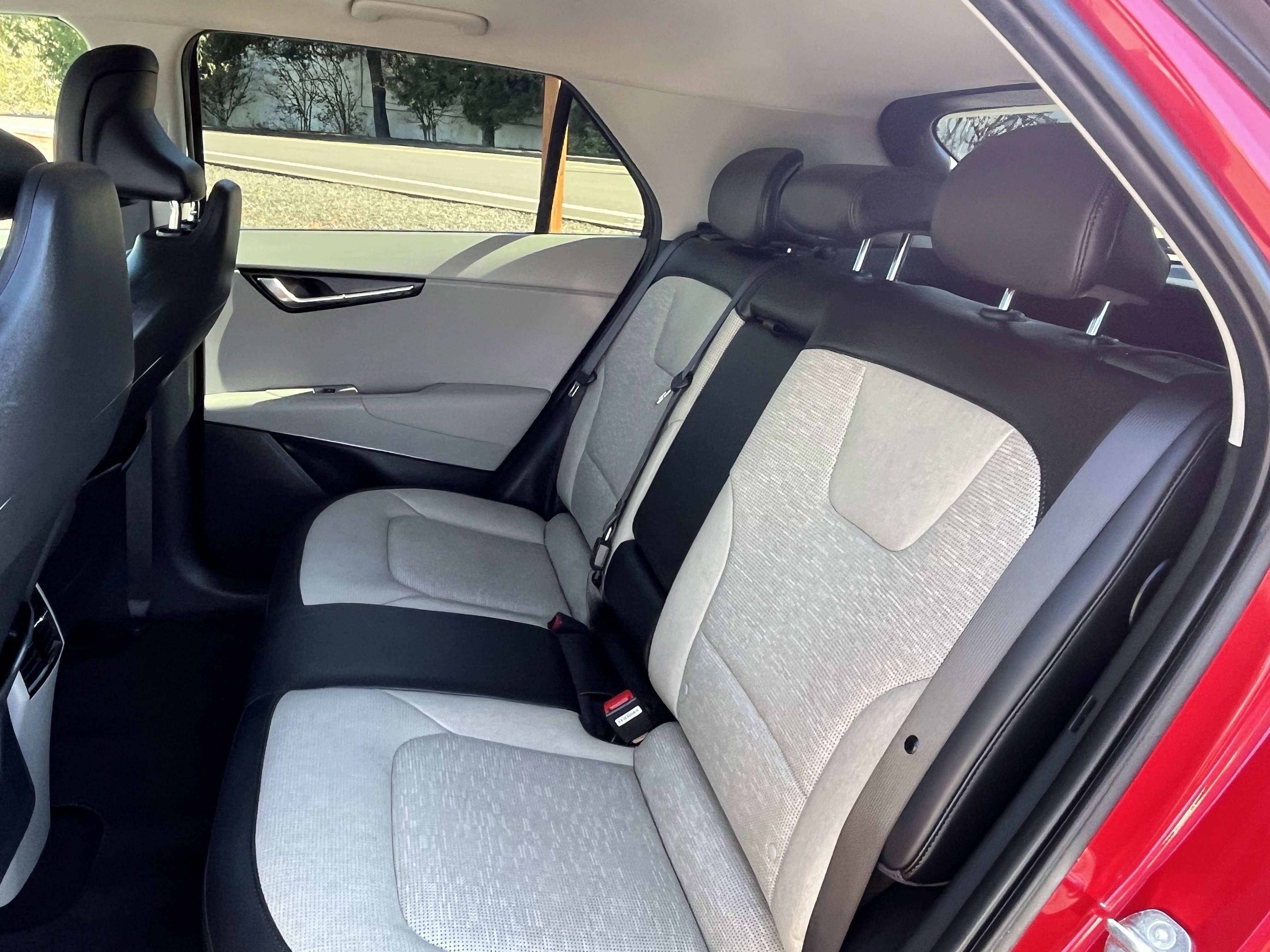 Used 2023 Kia Niro Wave image 14