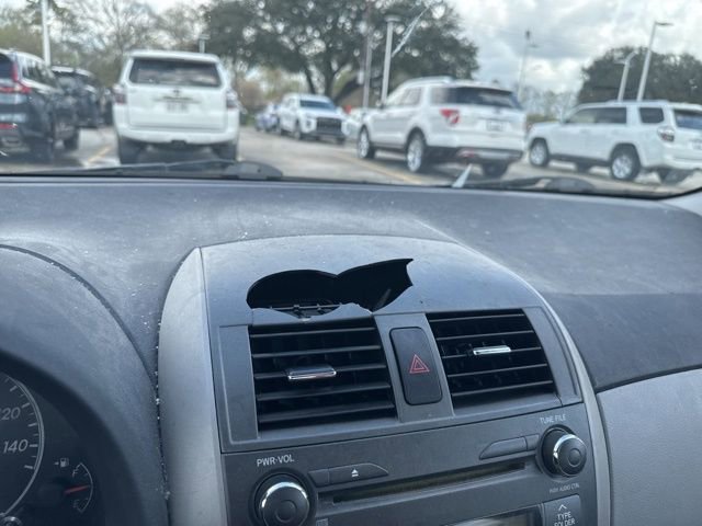 Used 2011 Toyota Corolla LE image 31