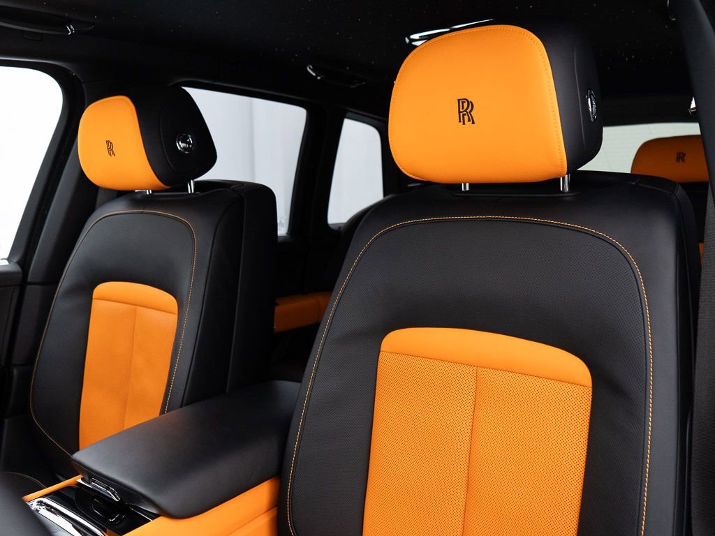 Certified 2023 Rolls-Royce Cullinan AWD/4WD image 17