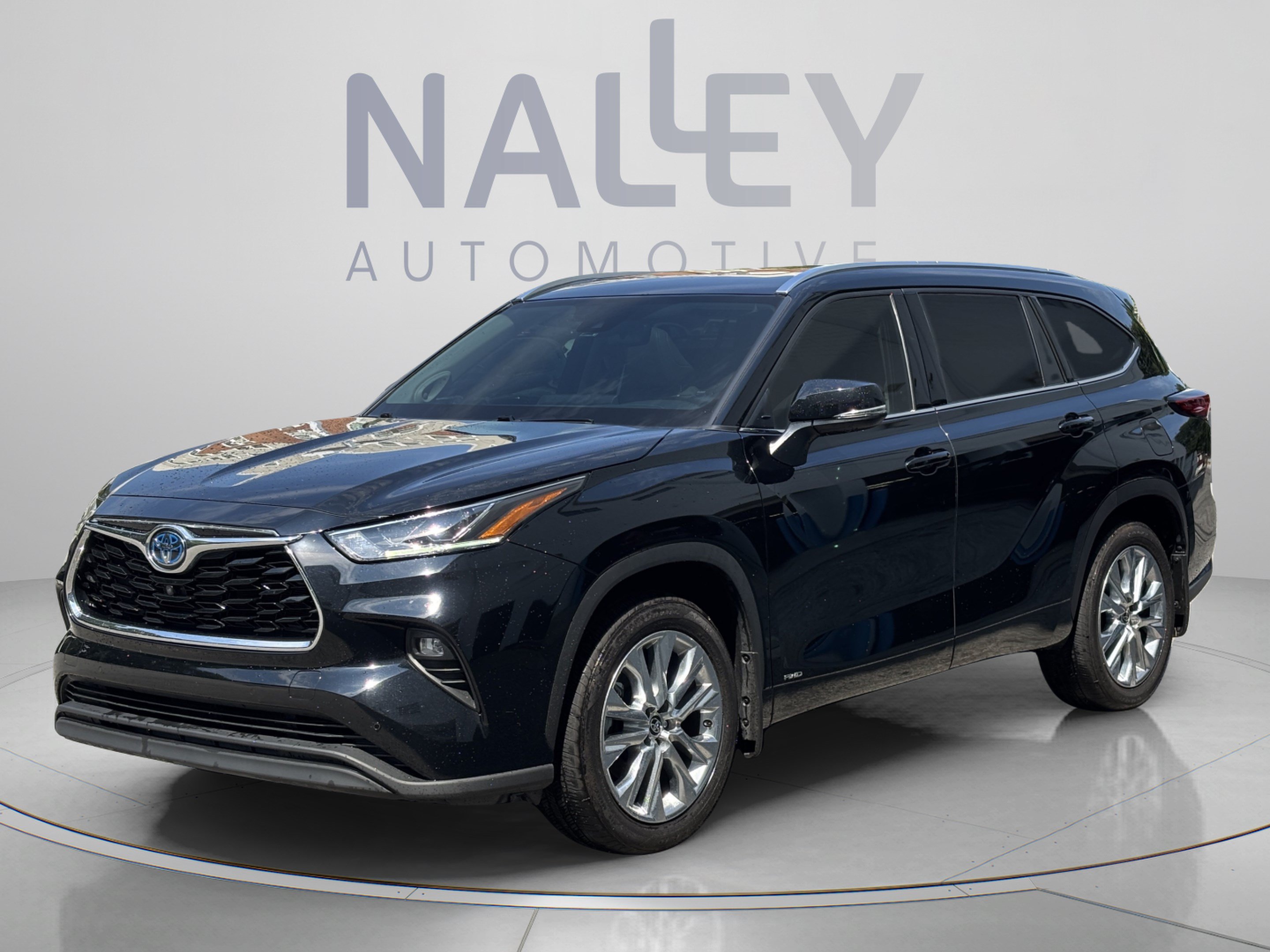 Used 2022 Toyota Highlander Limited