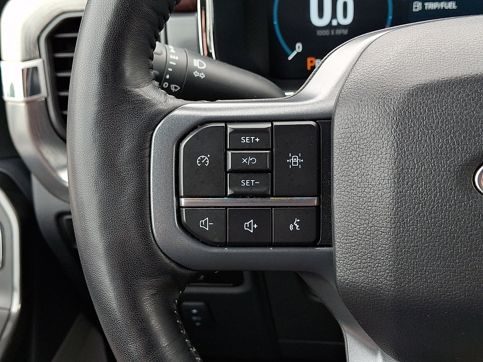 Certified 2023 Ford F150 Lariat AWD/4WD image 24