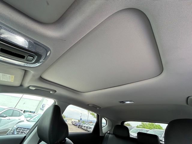 Used 2024 Hyundai Kona Limited AWD/4WD image 35