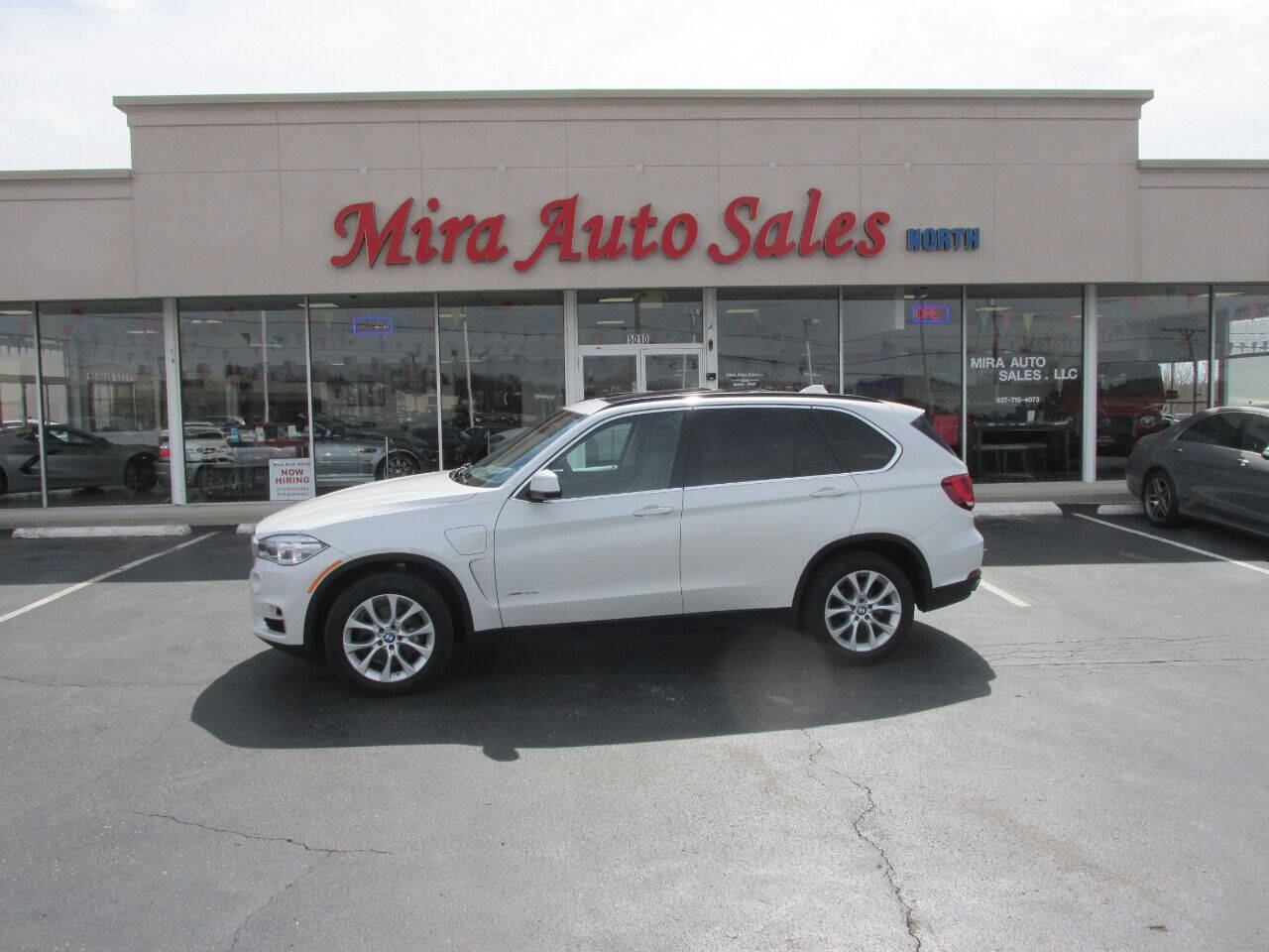 Used 2016 BMW X5 xDrive40e image 2