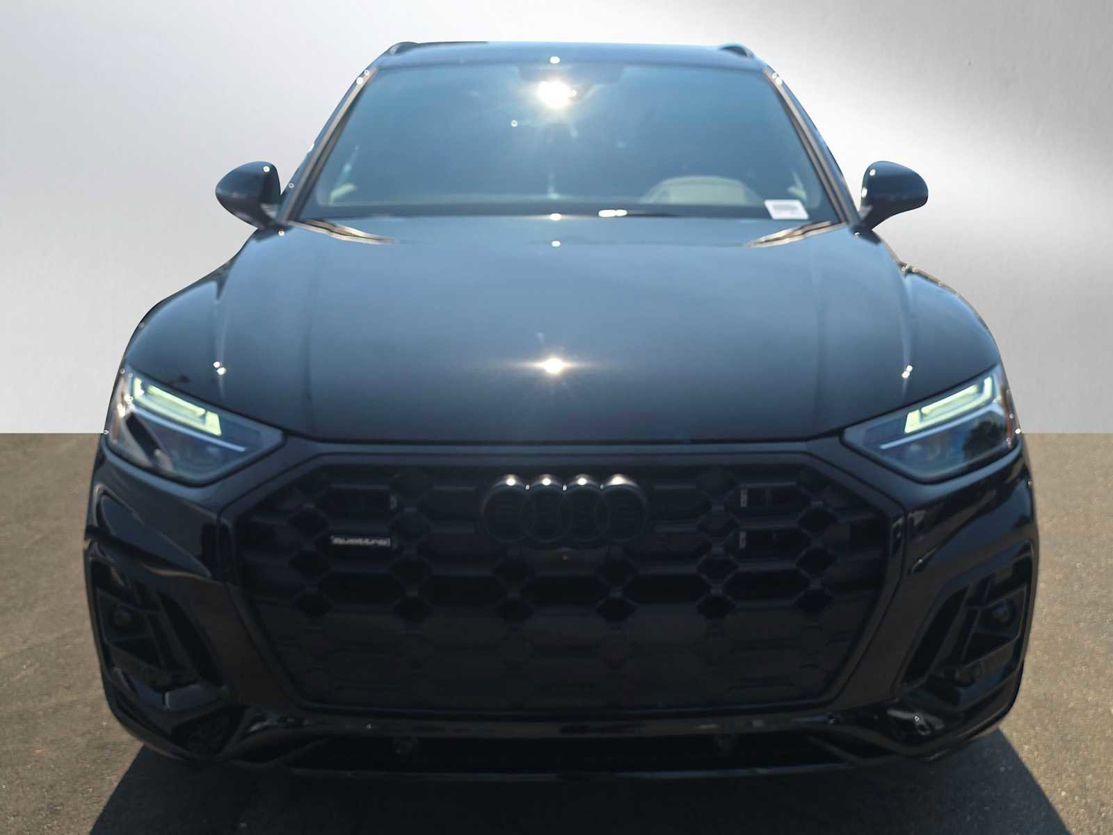 New 2025 Audi Q5 e Premium Plus image 8