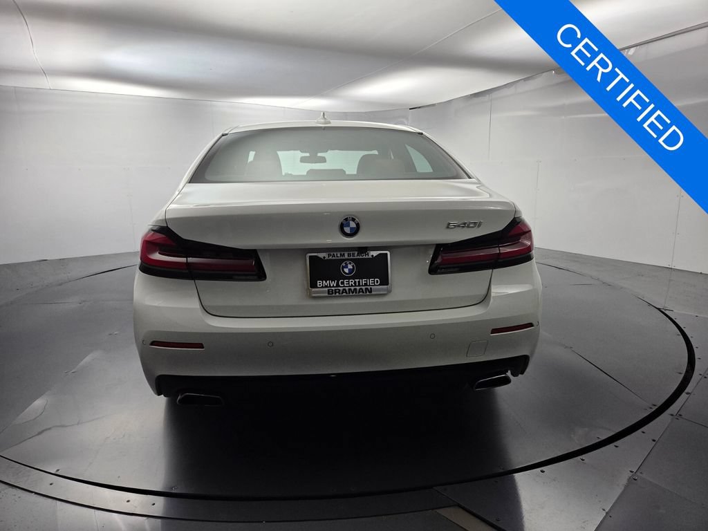 Used 2023 BMW 540i w/ Premium Package RWD image 10