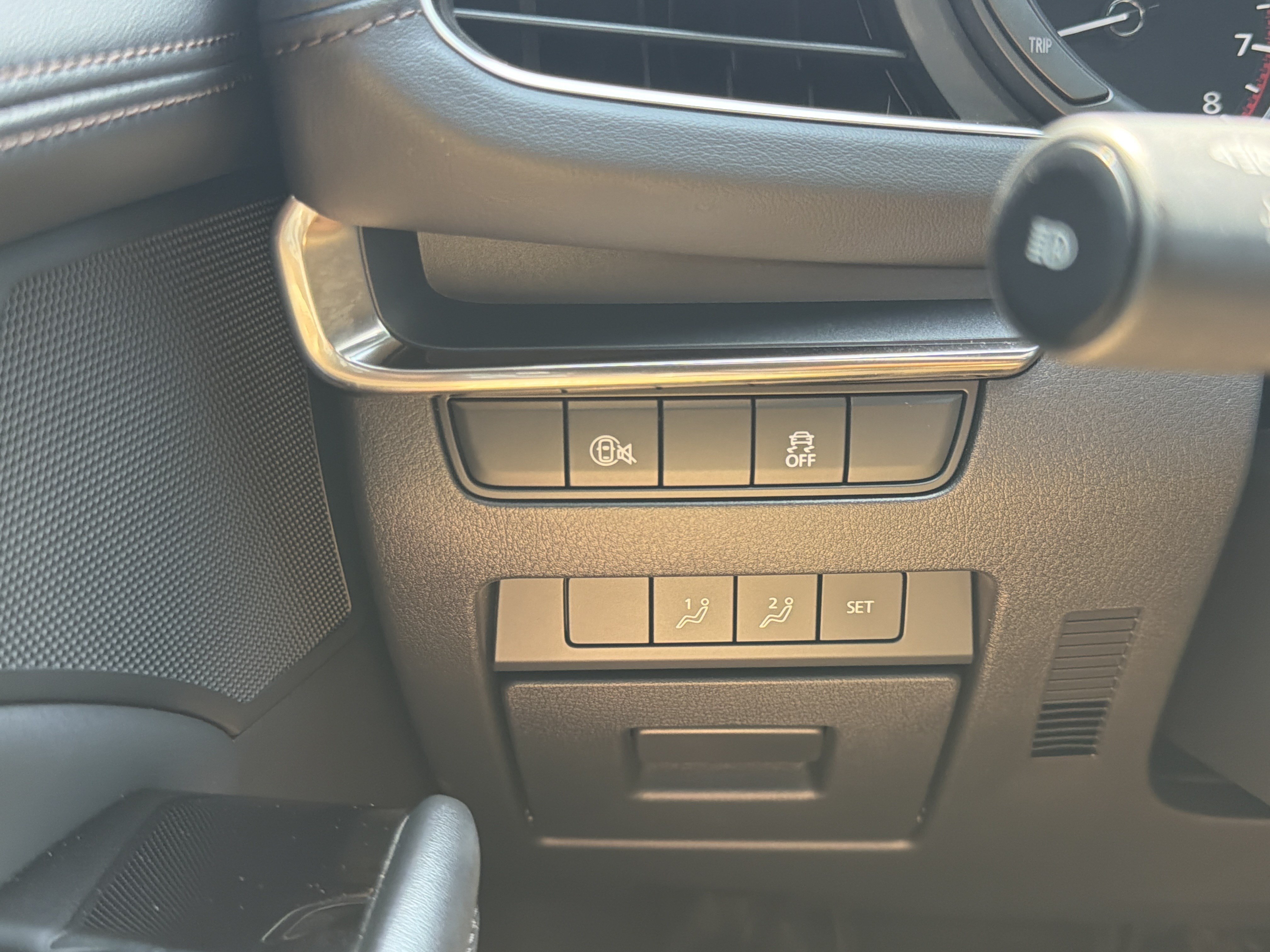 Used 2025 MAZDA MAZDA3 s FWD image 12