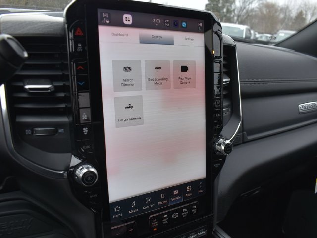 New 2026 RAM 3500 Laramie AWD/4WD image 26